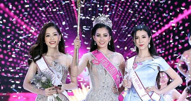 Việt Cộng đang “bội thực”  với các cuộc thi sắc đẹp? – FB Tâm An