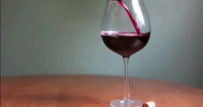 Rượu ngon, Rượu đắt tiền, Rượu rẻ tiền – TVM (?)
