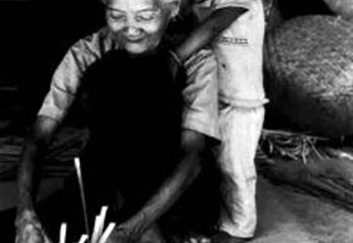 Nội – Tiểu Tử