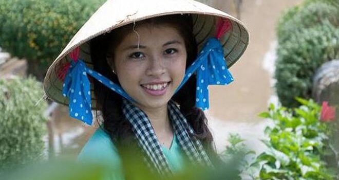 Còn Đâu Tiếng miền Tây? – Lisa Luong Còn Đâu Tiếng miền Tây? – Lisa Luong